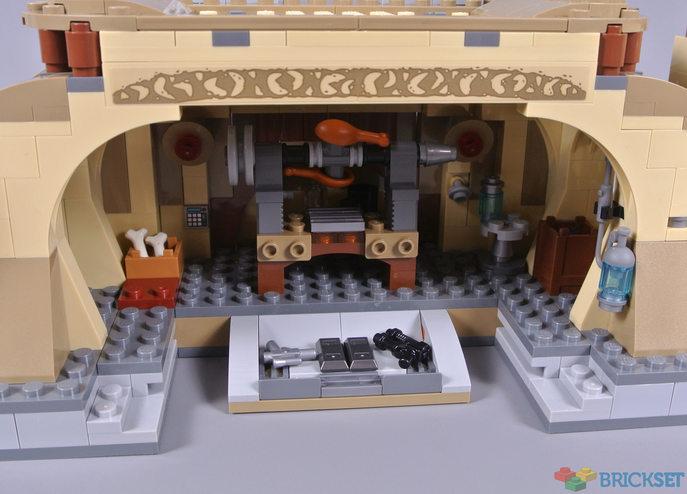 LEGO Star Wars 75326 Boba Fett's Throne Room review | Brickset